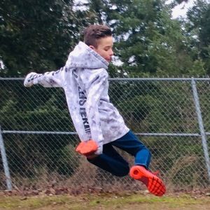 Meet your Posher, Maxwell